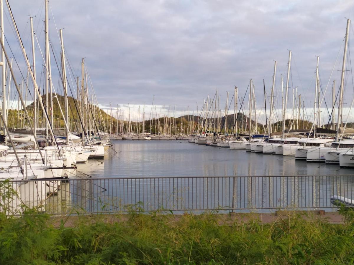 Imagine972 Martinique Bateau Hotel A Quai Le Marin 3 Cabines 3 Salles De Bains 6 Pers Maxi Eksteriør billede